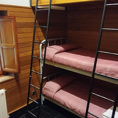 Kyomu Resort Hostel Velilla del Rio Carrion Ngoại thất bức ảnh