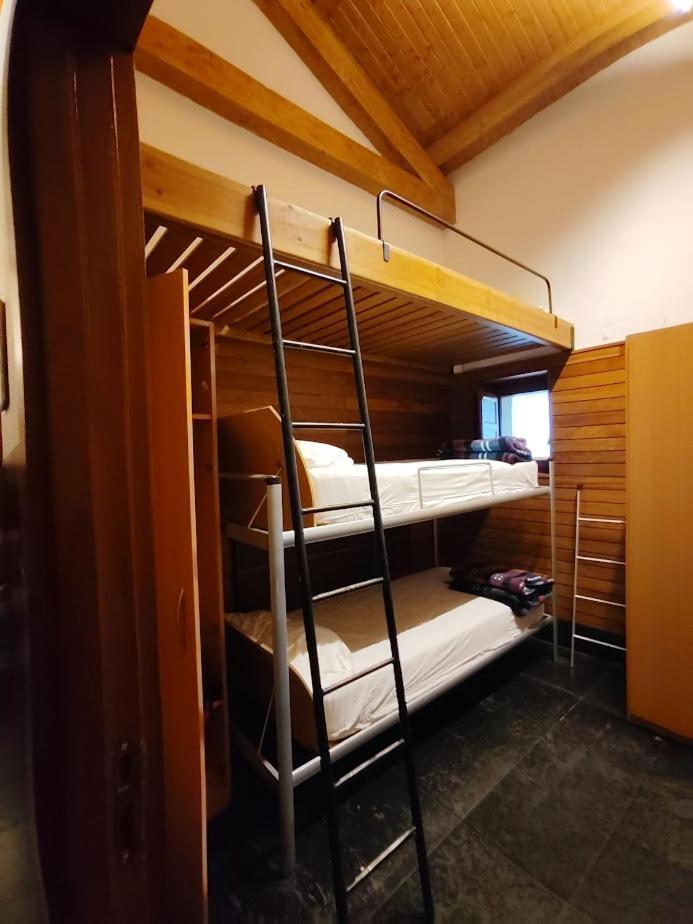 Kyomu Resort Hostel Velilla del Rio Carrion Ngoại thất bức ảnh
