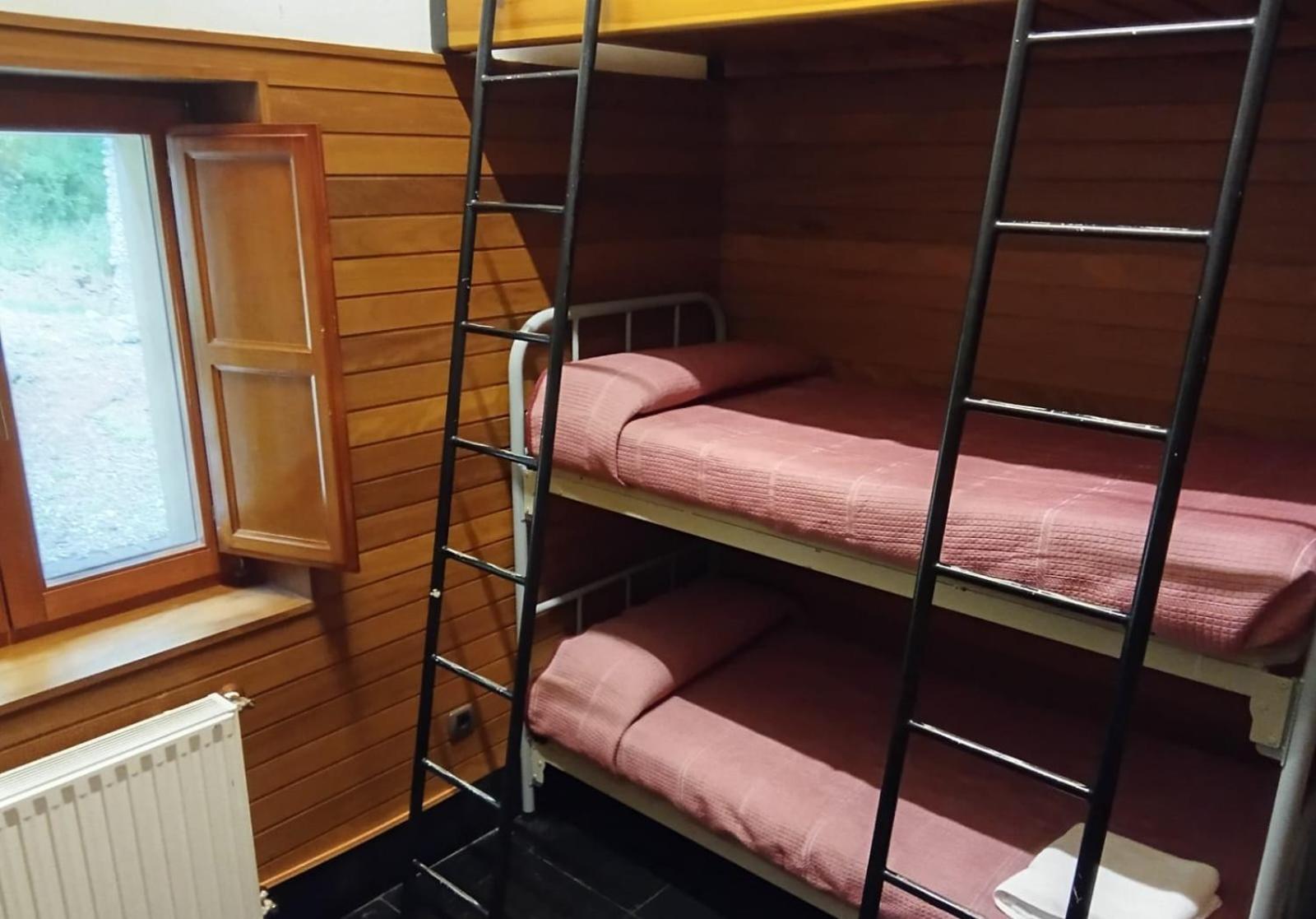 Kyomu Resort Hostel Velilla del Rio Carrion Ngoại thất bức ảnh