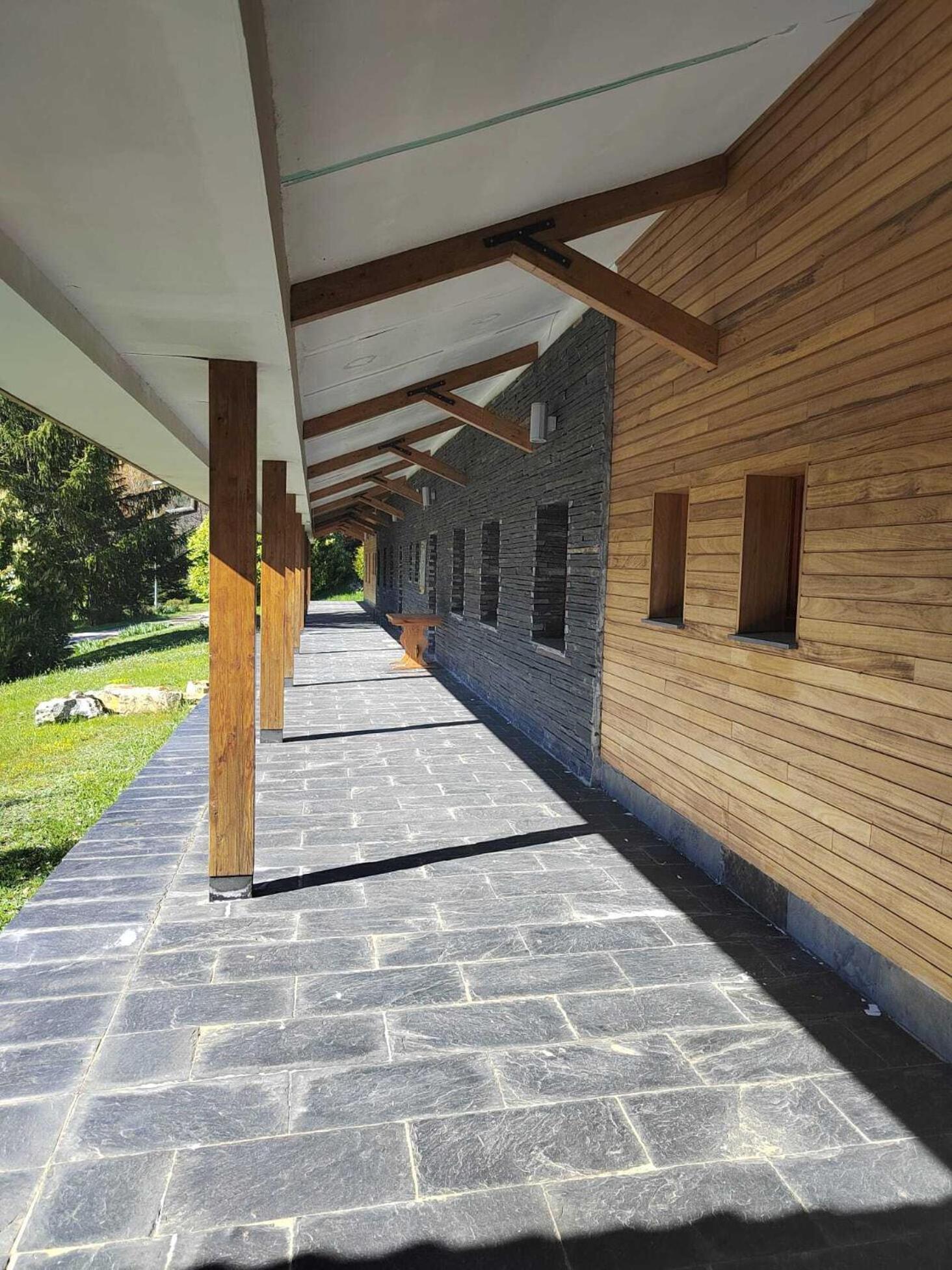Kyomu Resort Hostel Velilla del Rio Carrion Ngoại thất bức ảnh